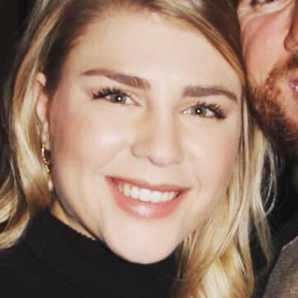 Meet your Posher, Annie